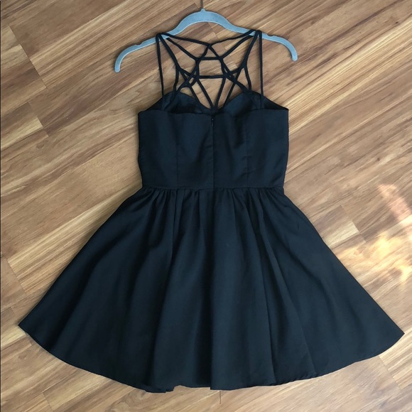 Keepsake Black Geometric Design Dress - Picture 3 of 5